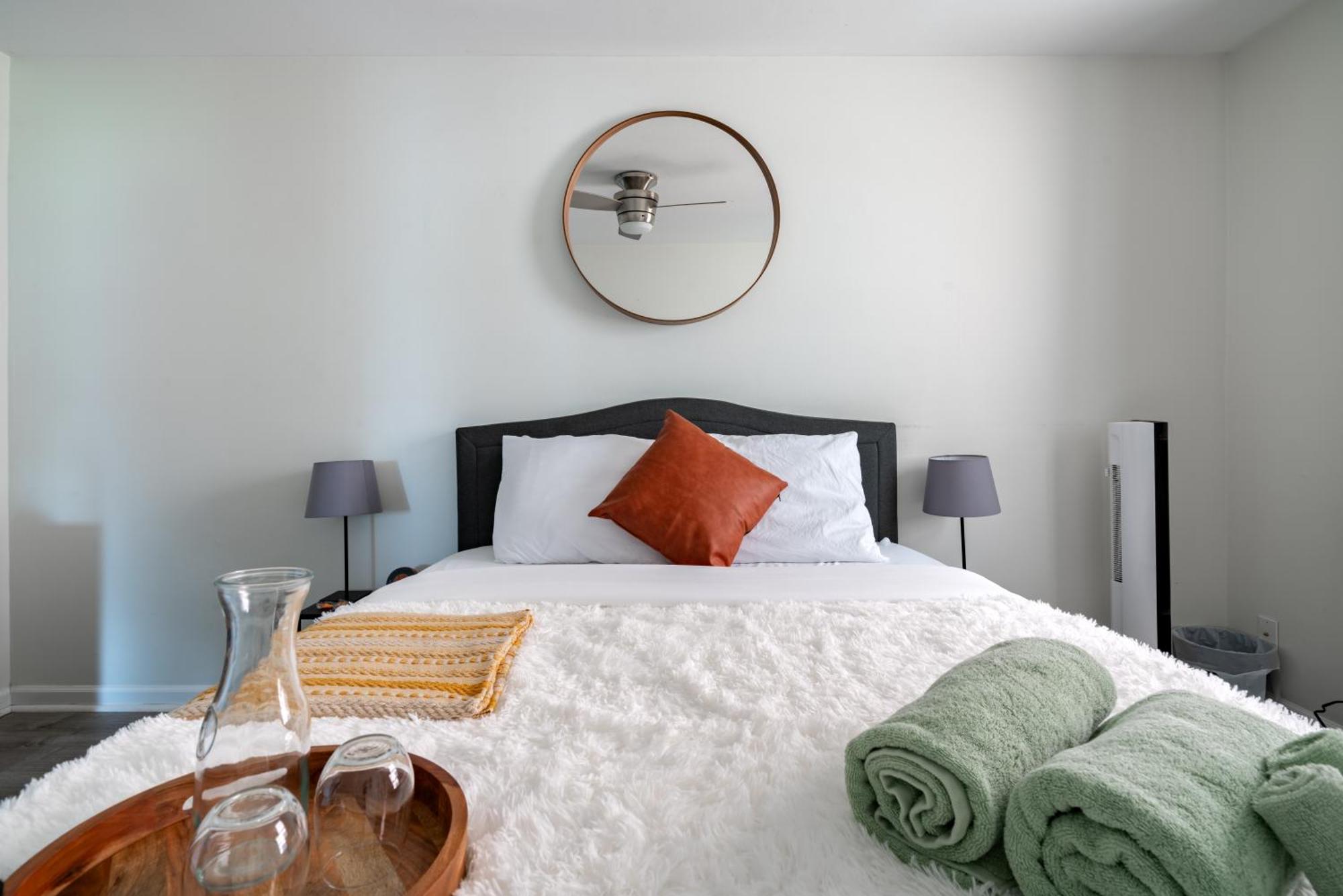 Short North Convention Private Parking Pets Villa Columbus Bagian luar foto