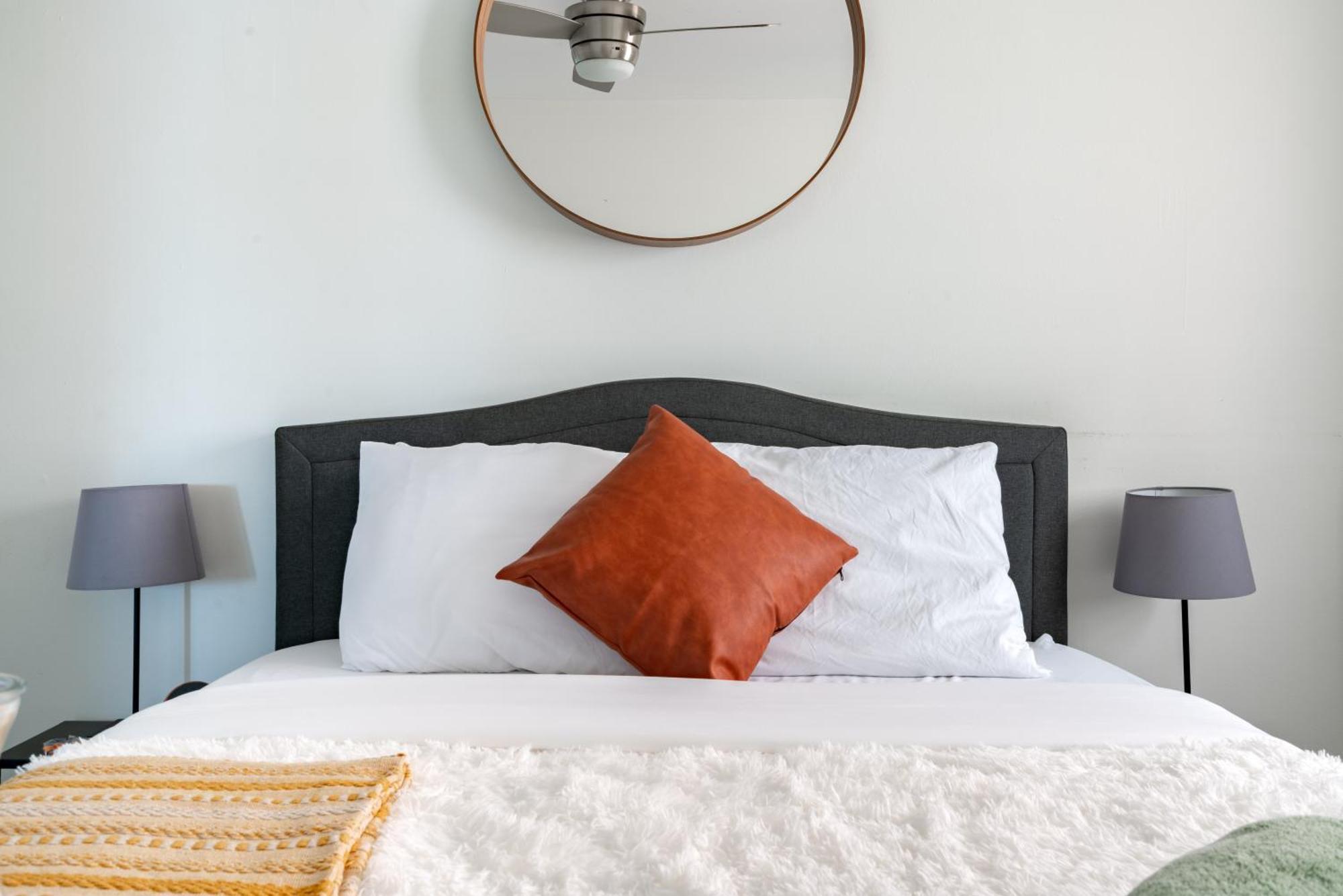 Short North Convention Private Parking Pets Villa Columbus Bagian luar foto